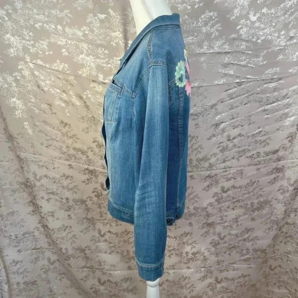 SOLD Anthropologie Pilcro and the Letterpress Amore Floral Embroidered Denim - Picture 4 of 9